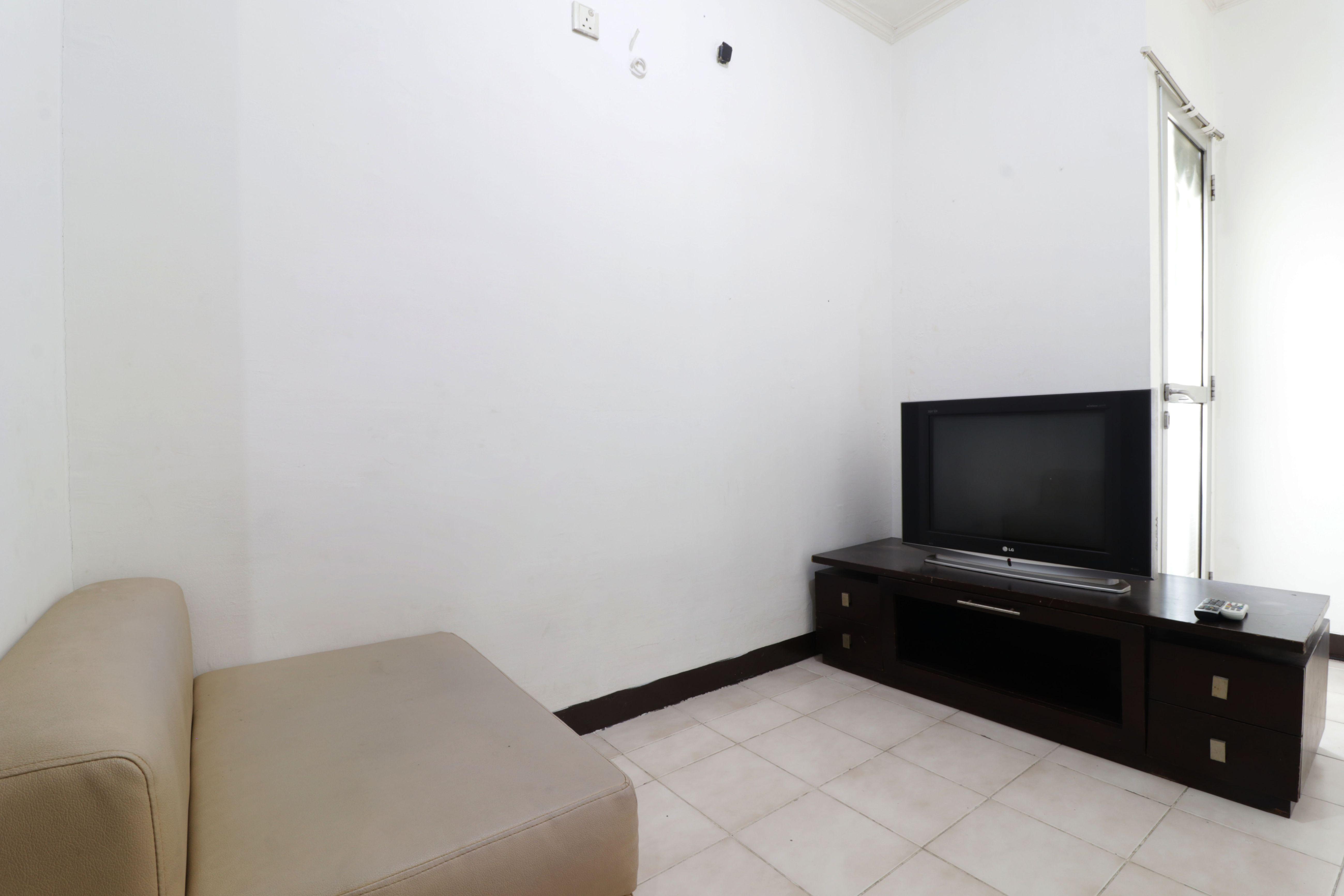 Rent House Center At Mediterania Gajah Mada *