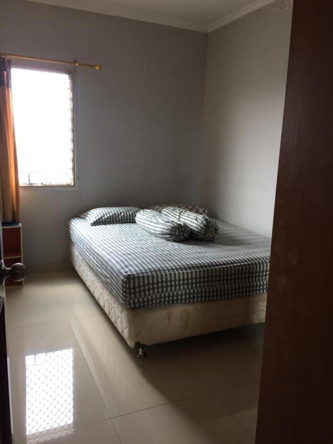 Rent House Center At Mediterania Gajah Mada * Jakarta